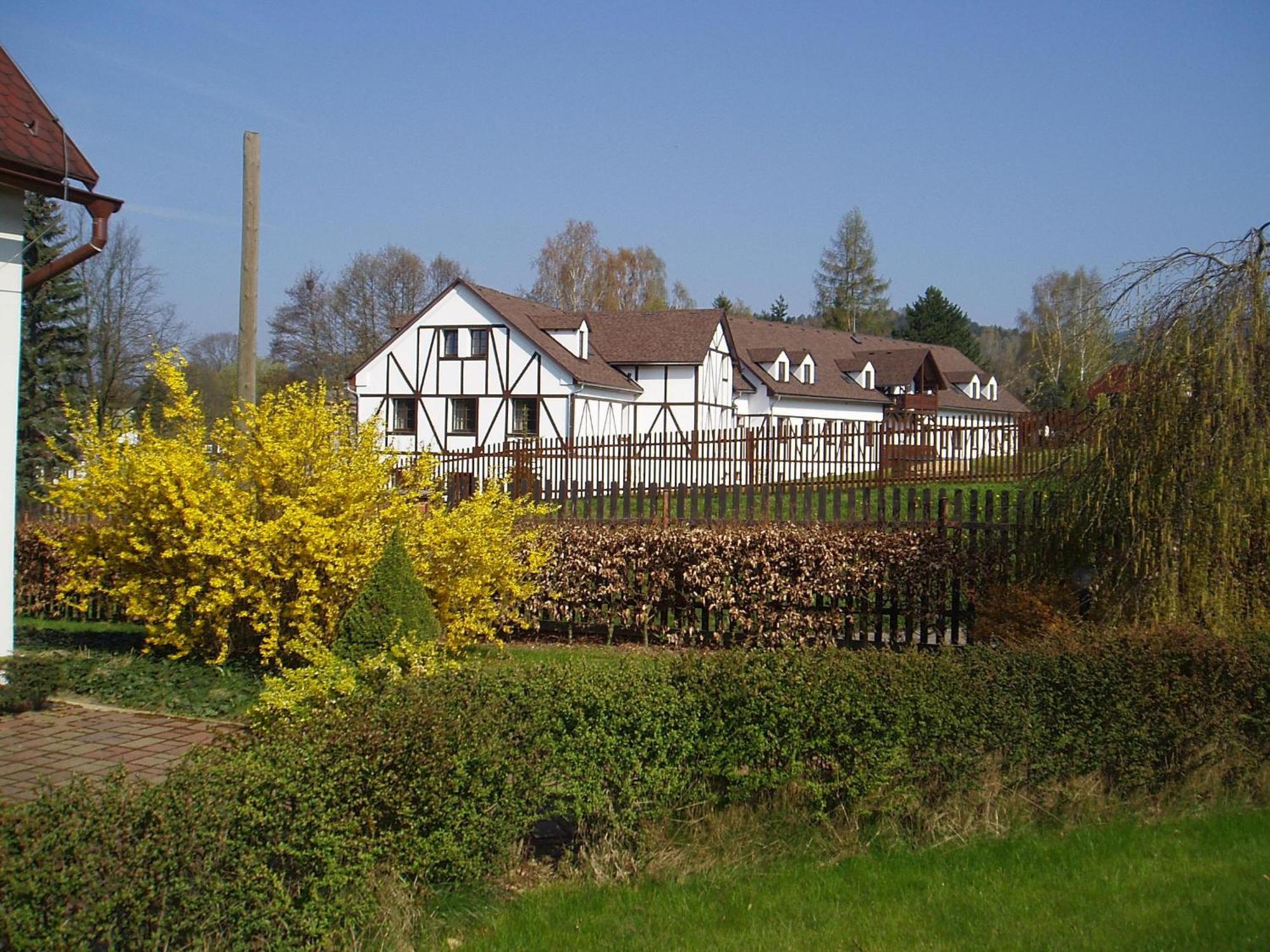 Restaurace A Ceska Hospoda Gasthof Heřmanice